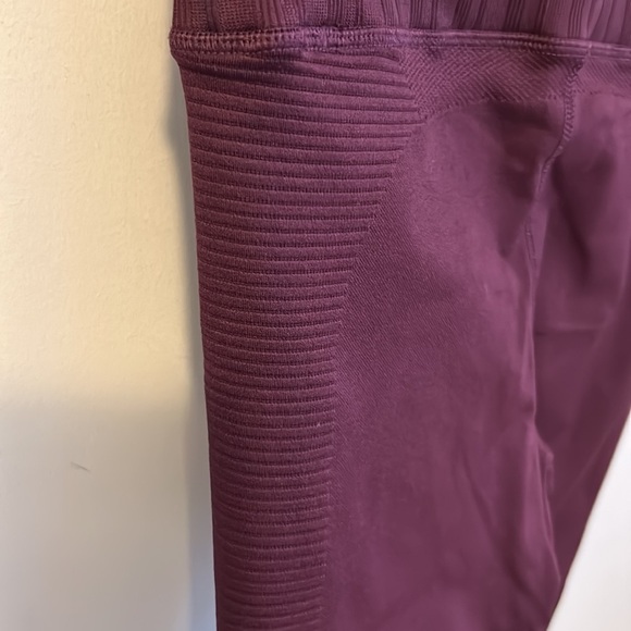 Athleta Halasana Seamless Leggings Aubergine - Picture 7 of 8